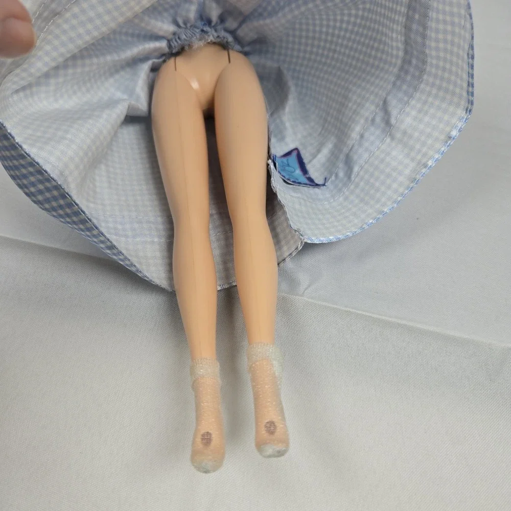 VTG The Wizard of Oz Dorothy Barbie Doll Mattel‎ 1999 Working Talks & Lights Up